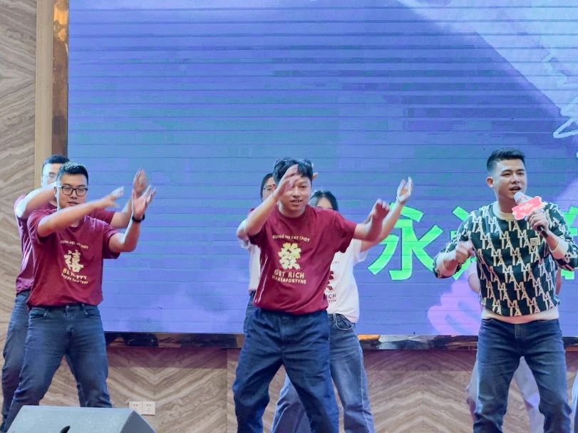 拓路前行·領跑未來 | 集團2023年度總結會暨2024迎新晚會圓滿結束！(圖30)
