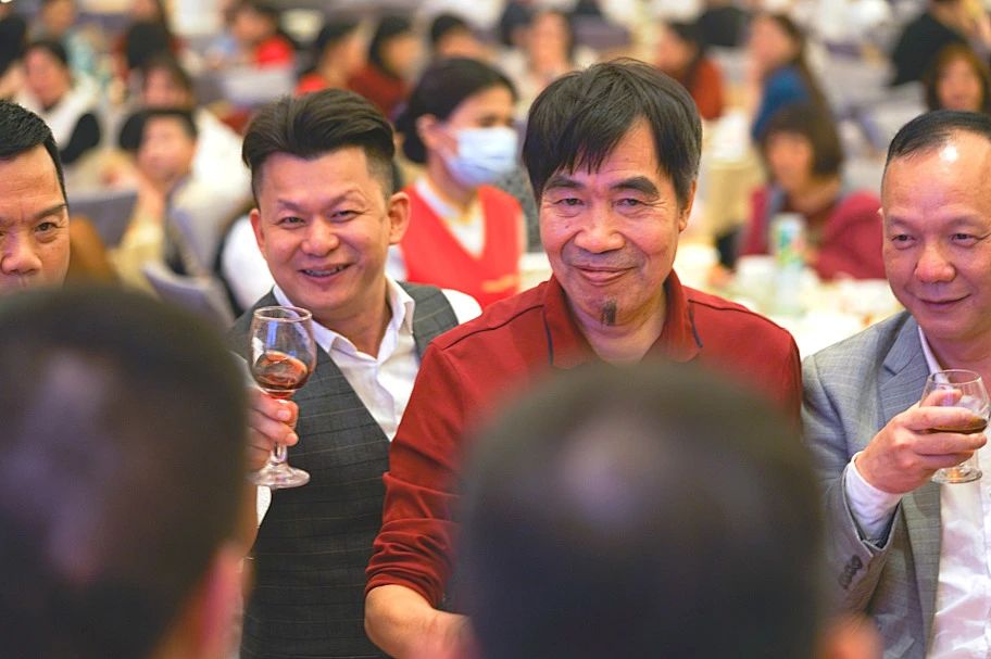 拓路前行·領跑未來 | 集團2023年度總結會暨2024迎新晚會圓滿結束！(圖32)