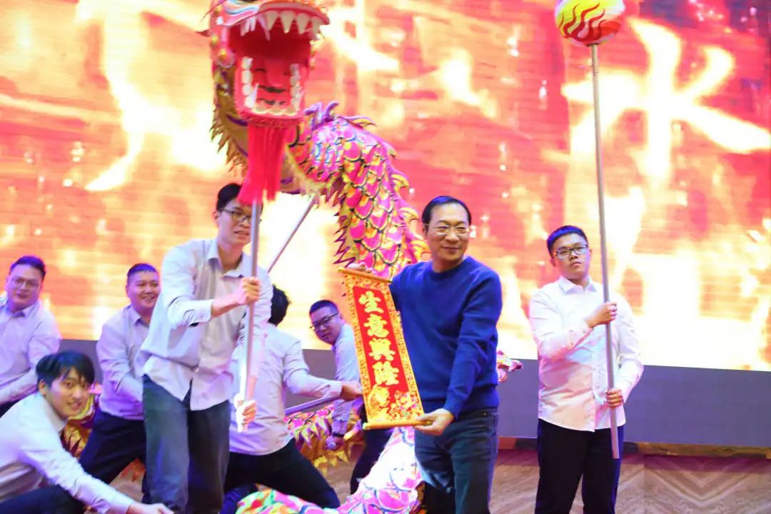 金虎迎新·領跑2022 | 集團年度總結會暨新年晚會完美落幕！(圖16)